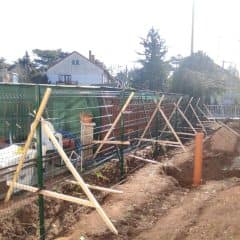 mini-gep.hu-keritesepites-3dkerites-drotkerites-lemezkerites-tamfalak-betonalap-scaled