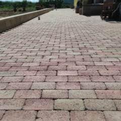 mini-gep.hu-térkő-térburkolat-támfal-Veszprém-Balaton