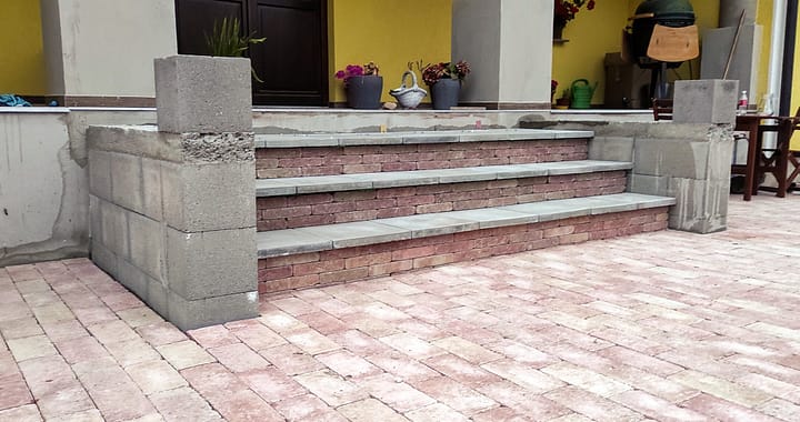 mini-gep.hu-kert-balaton.hu-épített lépcső-lépcső-kertépítés